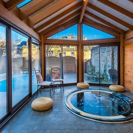 Le Rendez Vous De Vauban Gites & Spa Mont-Dauphin Exterior foto